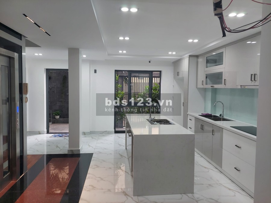 Bán nhà Bình Thạnh, 5 tầng, 7.1x15m, giá 15 tỷ thương lượng đường Xô Viết Nghệ Tĩnh, phường 26