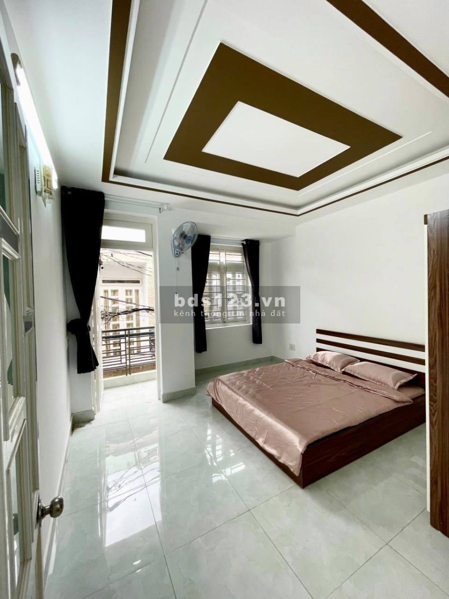 Bán nhà nhỏ xinh, Đường số 4 (Phạm Văn Chiêu) P16 GV giá 3.9 tỷ, cách mặt tiền 20m