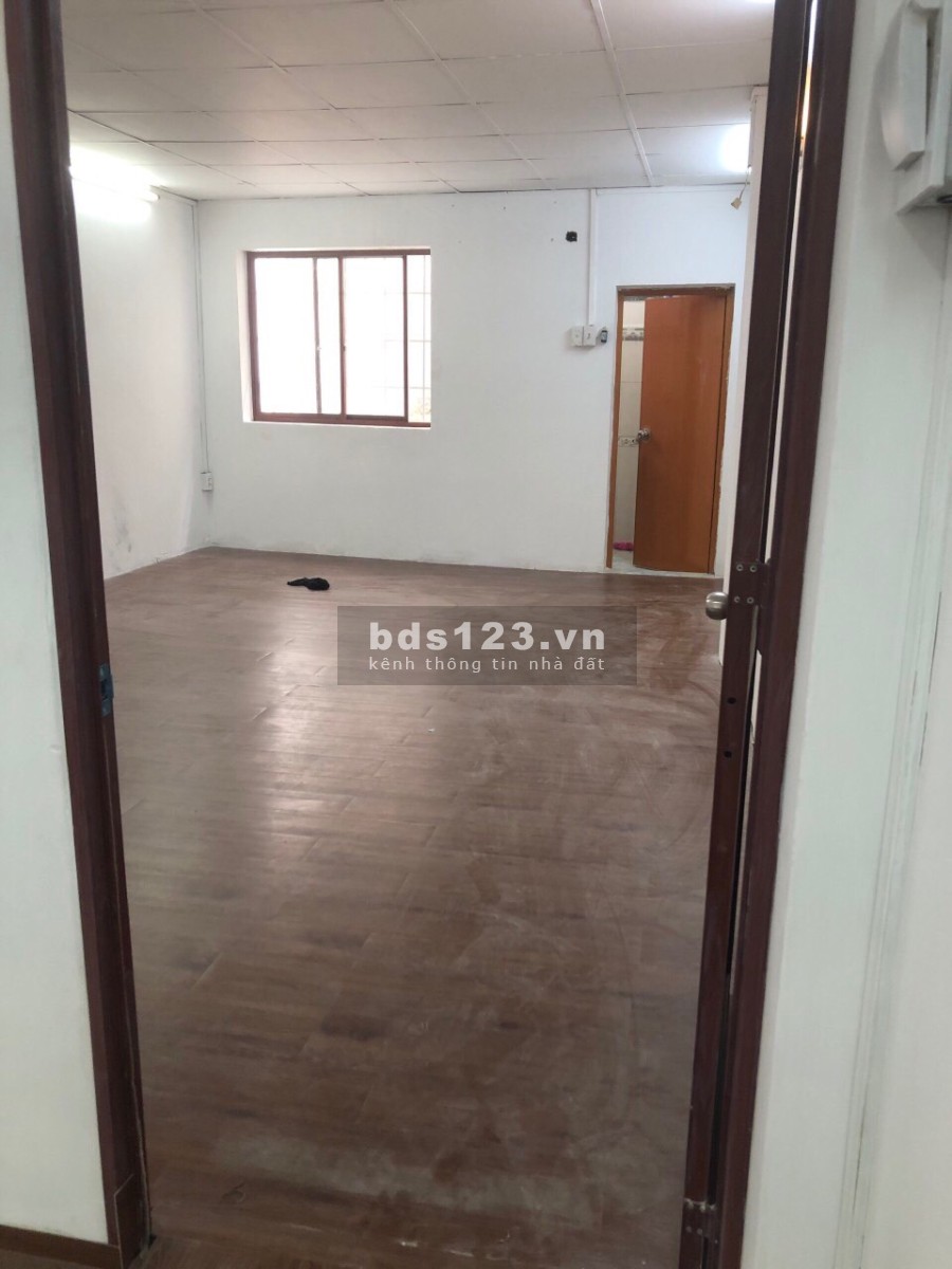 Mặt tiền kinh doanh Quận 8 69m2 4.2x17 đường 30m,3PN gần chợ, ở ngay, giá chỉ 6.9 tỷ TL
