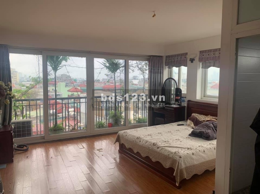 Bán nhà mặt phố Thuỵ Khuê, Tây Hồ vị trí kinh doanh tuyệt đẹp. Dt 110m2, 7 tầng mt 5.2m giá 30 tỷ