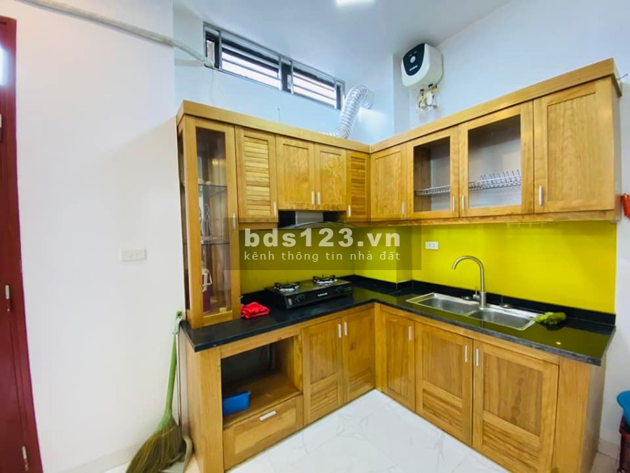 Nhà mới xây đón tết Đường Trương Định ngõ xe ba gác thông rộng sáng giá nhỉnh 3 tỷ