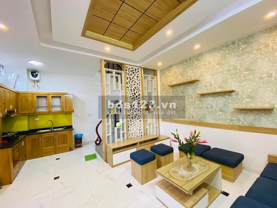 Nhà mới xây đón tết Đường Trương Định ngõ xe ba gác thông rộng sáng giá nhỉnh 3 tỷ