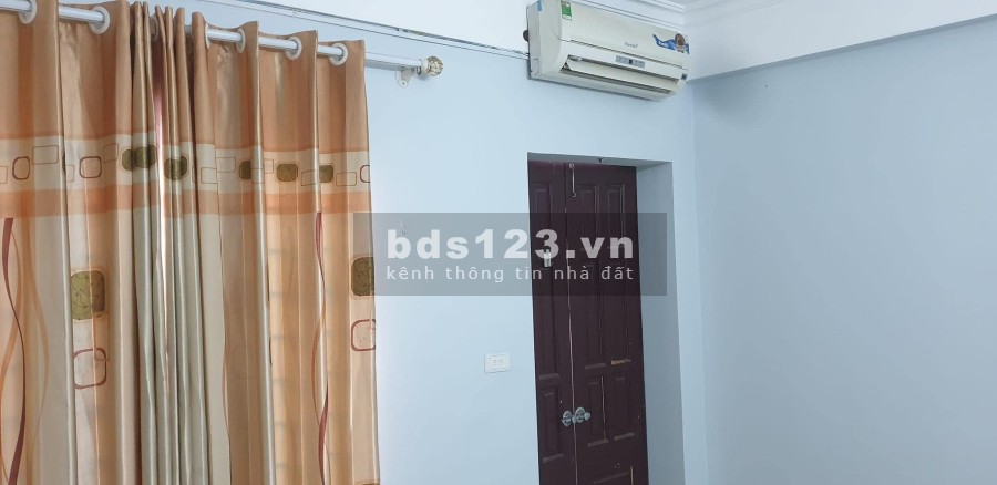 Chính chủ cần bán gấp nhà 2 mặt ngõ thoáng mặt tiền 4m, nhà cực đẹp, sổ đổ chính chủ, giá tốt