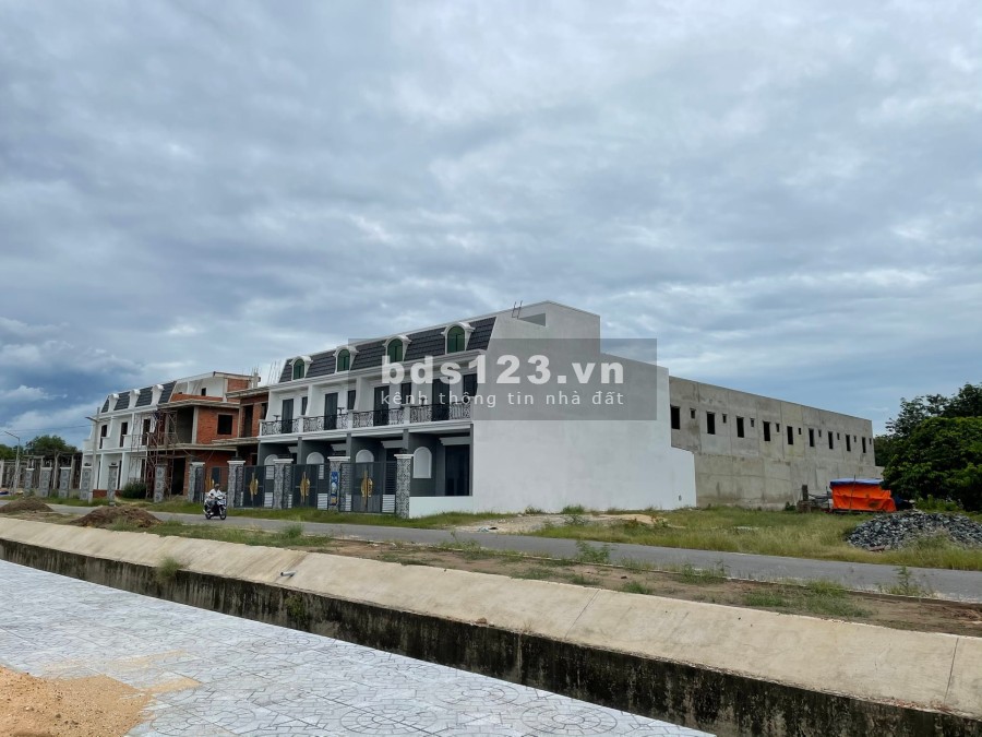 Cần ra 2 công đất ngay tỉnh lộ DT782 giá 5,6 tỷ, pháp lý đầy đủ rõ ràng minh bạch