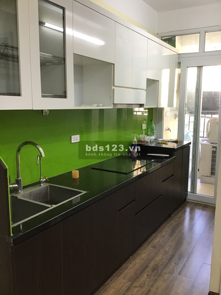 Cho thuê căn hộ chung cư văn phòng trung ương đảng diện tích 50m2, giá tốt, khu an ninh