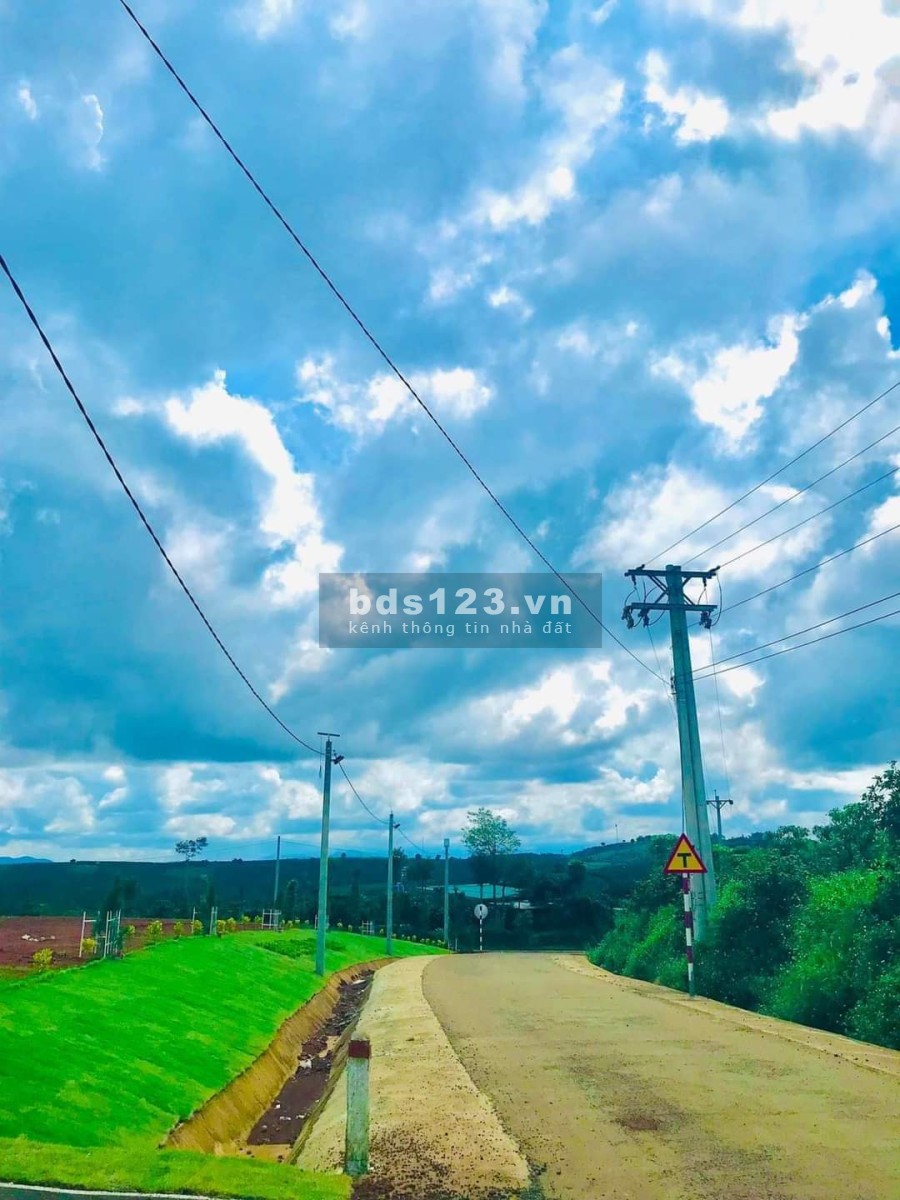 Bán đất thổ cư đầy đủ thác Ddambri Bảo Lộc view đẹp giá rẻ, tiện ích đầy đủ, đường lớn