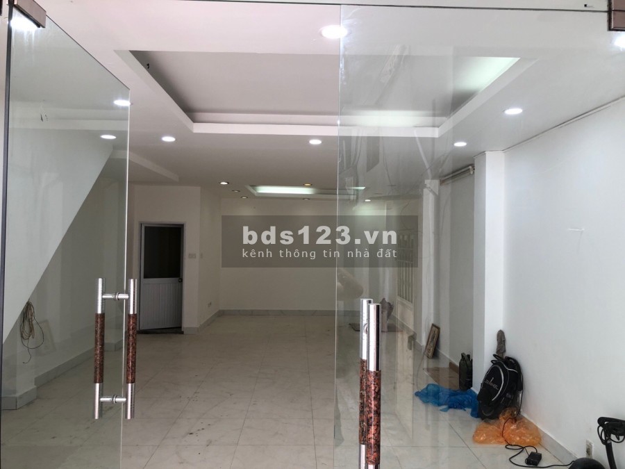 Chính chủ cho thuê MB mở VP, phòng khám, cửa hàng KD tại TT Hoàn Kiếm, HN