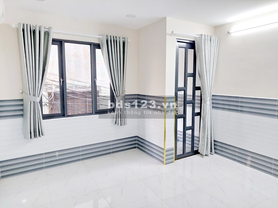 Bán nhà mới 3 lầu gần mặt tiền đường Hưng Phú Phường 9 Quận 8 ngân hàng hỗ trợ vay