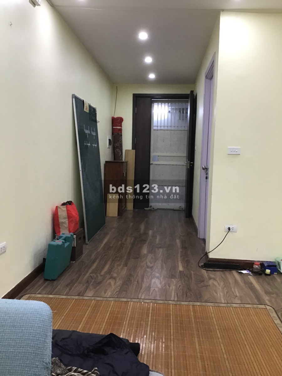 Cho thuê căn hộ chung cư văn phòng trung ương đảng diện tích 50m2, giá tốt, khu an ninh