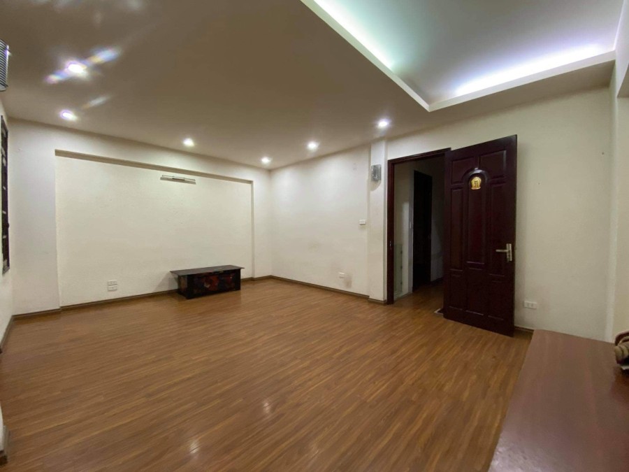 54m Thái Hà - Đống Đa, gần trường Đại học. Kinh doanh, Văn phòng tuyệt vời, mặt tiền 6,2m.