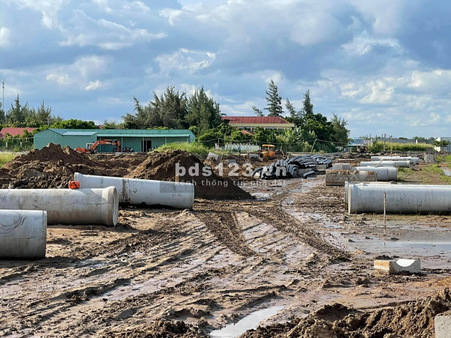Gia đình muốn bán 100m2 thổ cư 100% tại Trung tâm Gành Hào, Bạc Liêu, SHR. Đối diện Sacom, UBND GH