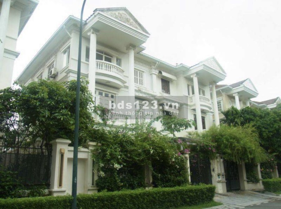 Bán biệt thư Ciputra diện tích 150m2 , chính chủ giá 32 tỷ hướng Đông Nam cực đẹp hiếm có