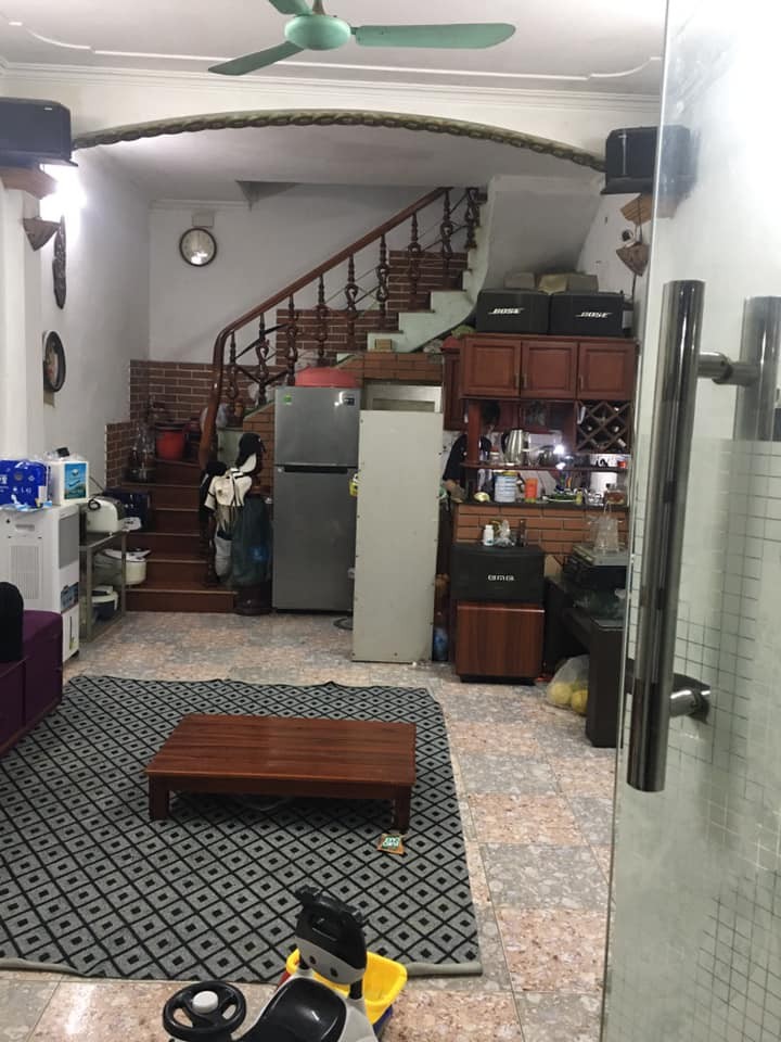 Chủ cần bán nhà tại Quang trung - Hà Đông diện tích sử dụng 40m2, nhà mặt đường