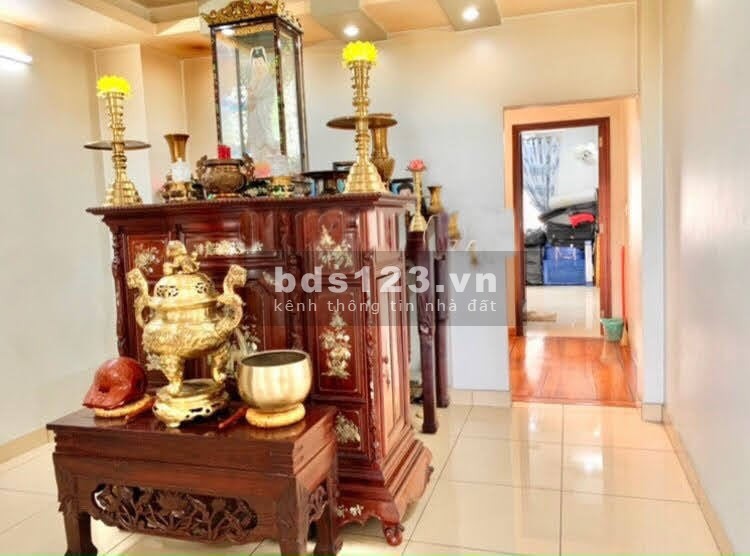 Cần bán nhà 4 tầng, MTKD Nguyễn Quý Anh, dt 73m2, giá 12.5 tỷ tl, Tân Sơn Nhì, Tân Phú