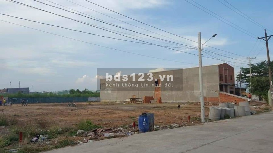 Đất ngộp, cần bán gấp trong tuần, chính chủ, có sổ sẵn 300m2 đã có thổ cư