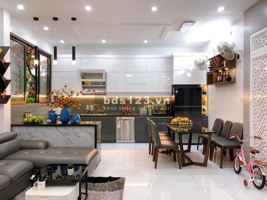 Bán nhà mặt phố Nguyễn Như Đổ, diện tích 30m2, mặt tiền 4,95m, kinh doanh đỉnh, giá 7 tỷ