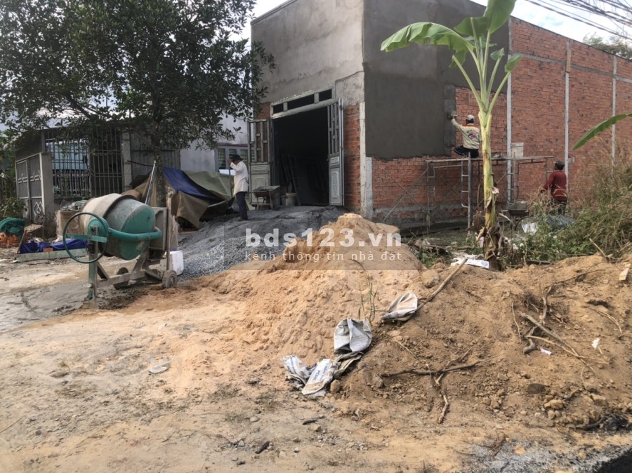 Cần tiền làm nhà bán gấp lô đất 100m2(5x20) thổ cư 100% giá rẻ chính chủ