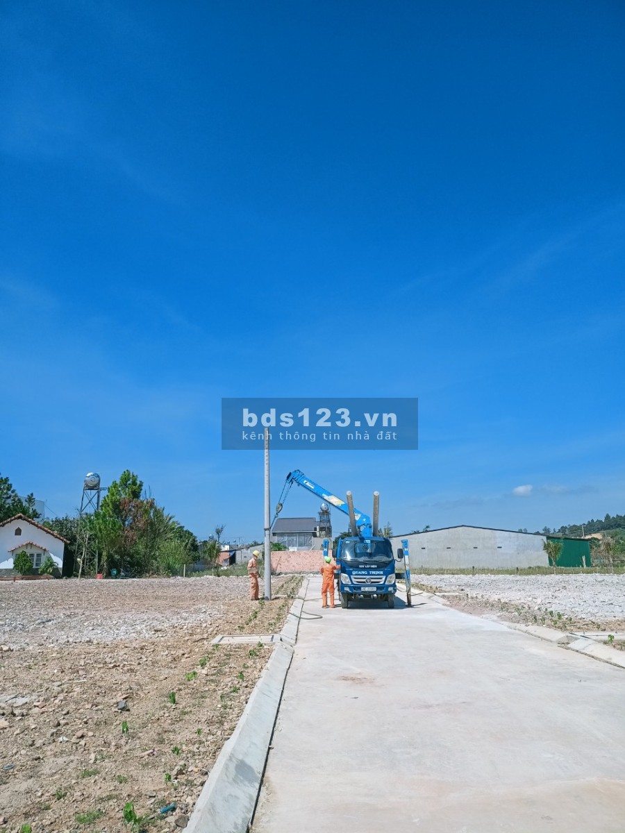 Mở bán đợt 1 đất nền thị trấn ven Đà Lạt, chỉ từ 8,5 triệu/m2 sổ hồng riêng từng nền, lhcc