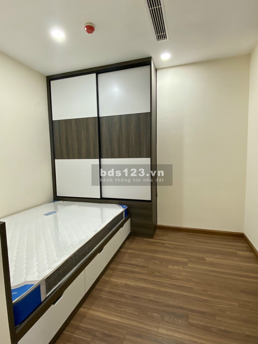Cho thuê căn hộ 3 ngủ nội thất mới 100% bàn giao đầy đủ nội thất, giá tốt, hạ tầng hoàn thiện