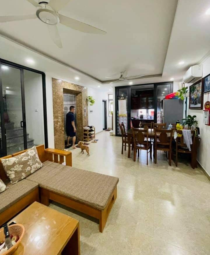 Hoàng Văn Thái, phân lô đẳng cấp, 6t thang máy gara oto, nội thất xịn sò, ở, kinh doanh đỉnh