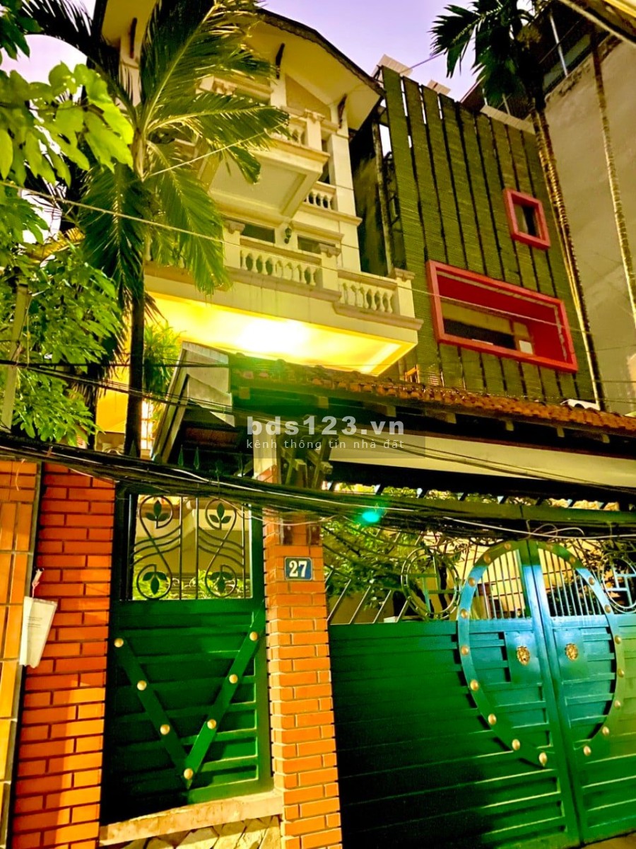 Bán biệt thự sân vườn Thái Hà, Gara 2 Ô Tô, 4 Thoáng, Ở kết hợp KD, 250m2, MT 8m