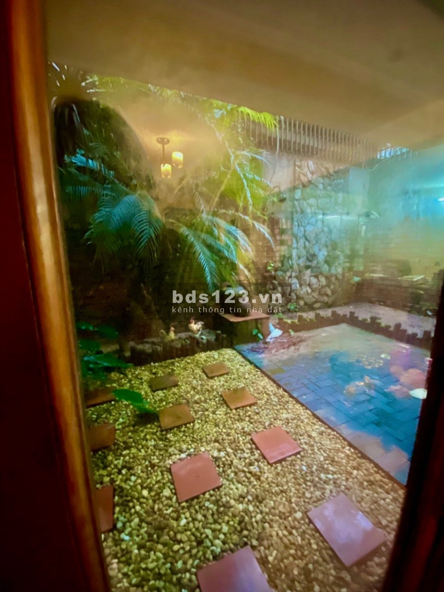 Bán biệt thự sân vườn Thái Hà, Gara 2 Ô Tô, 4 Thoáng, Ở kết hợp KD, 250m2, MT 8m