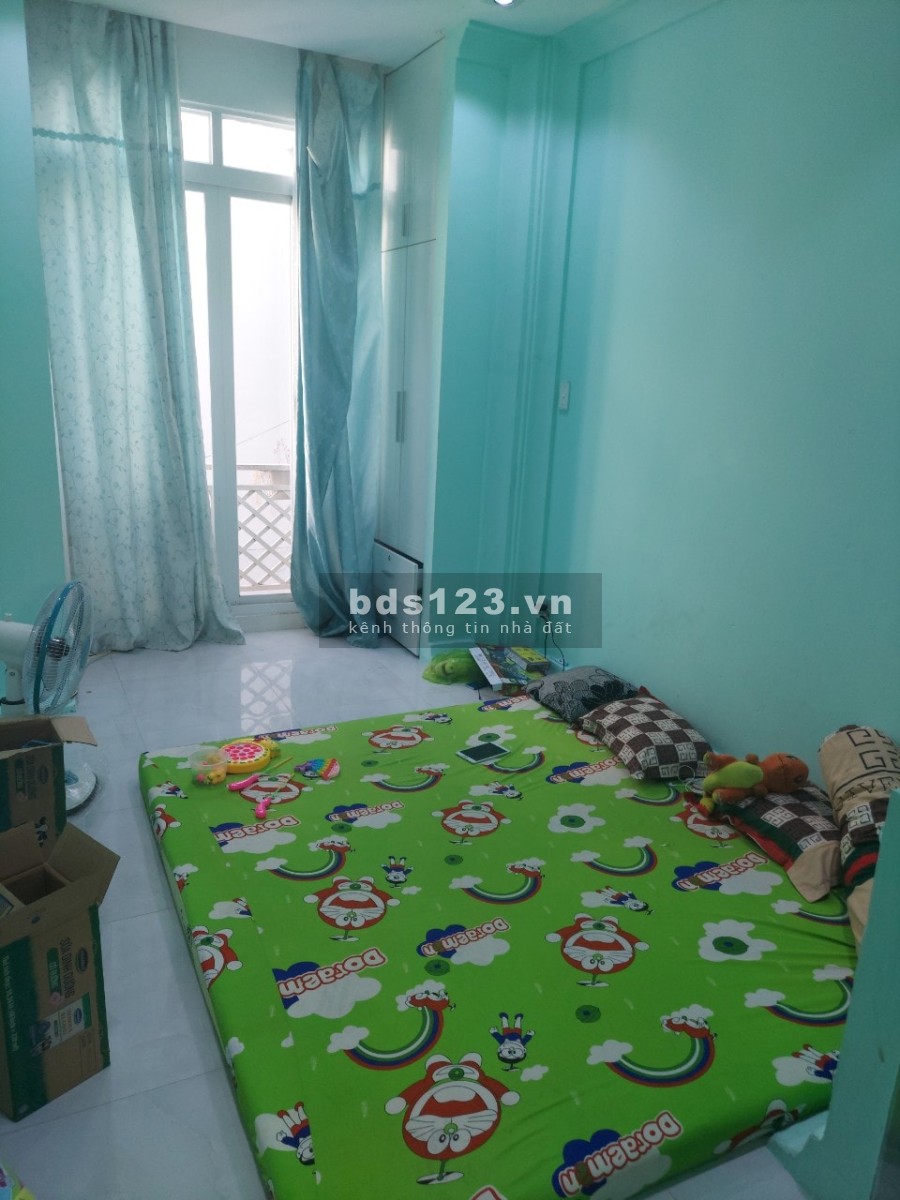 Bán nhà sát mặt tiền Nguyễn Kiệm, Quận Phú Nhuận nhà đẹp mới 3 tầng hẻm xe hơi giá 4 tỷ