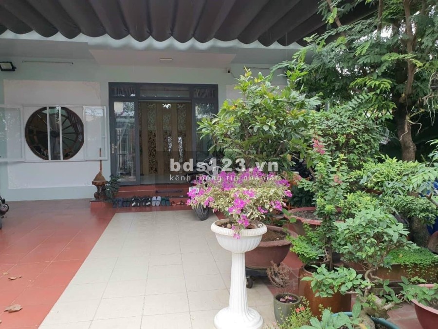 Nhà Vườn siêu đẹp gần chợ kp4 Trảng Dài Biên Hoà diện tích sử dụng 9x23m sổ hồng riêng