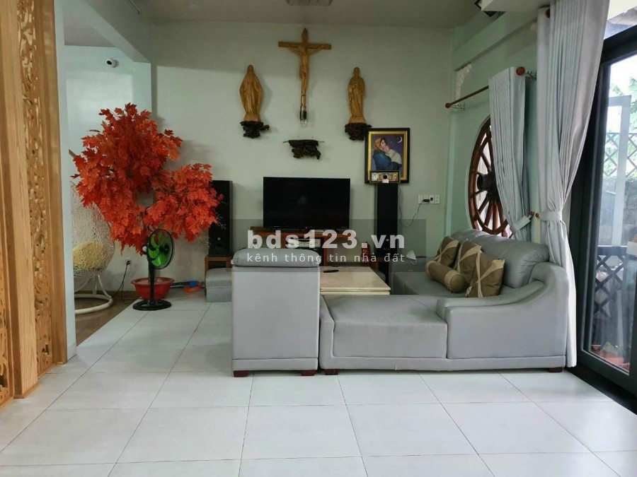 Nhà Vườn siêu đẹp gần chợ kp4 Trảng Dài Biên Hoà diện tích sử dụng 9x23m sổ hồng riêng