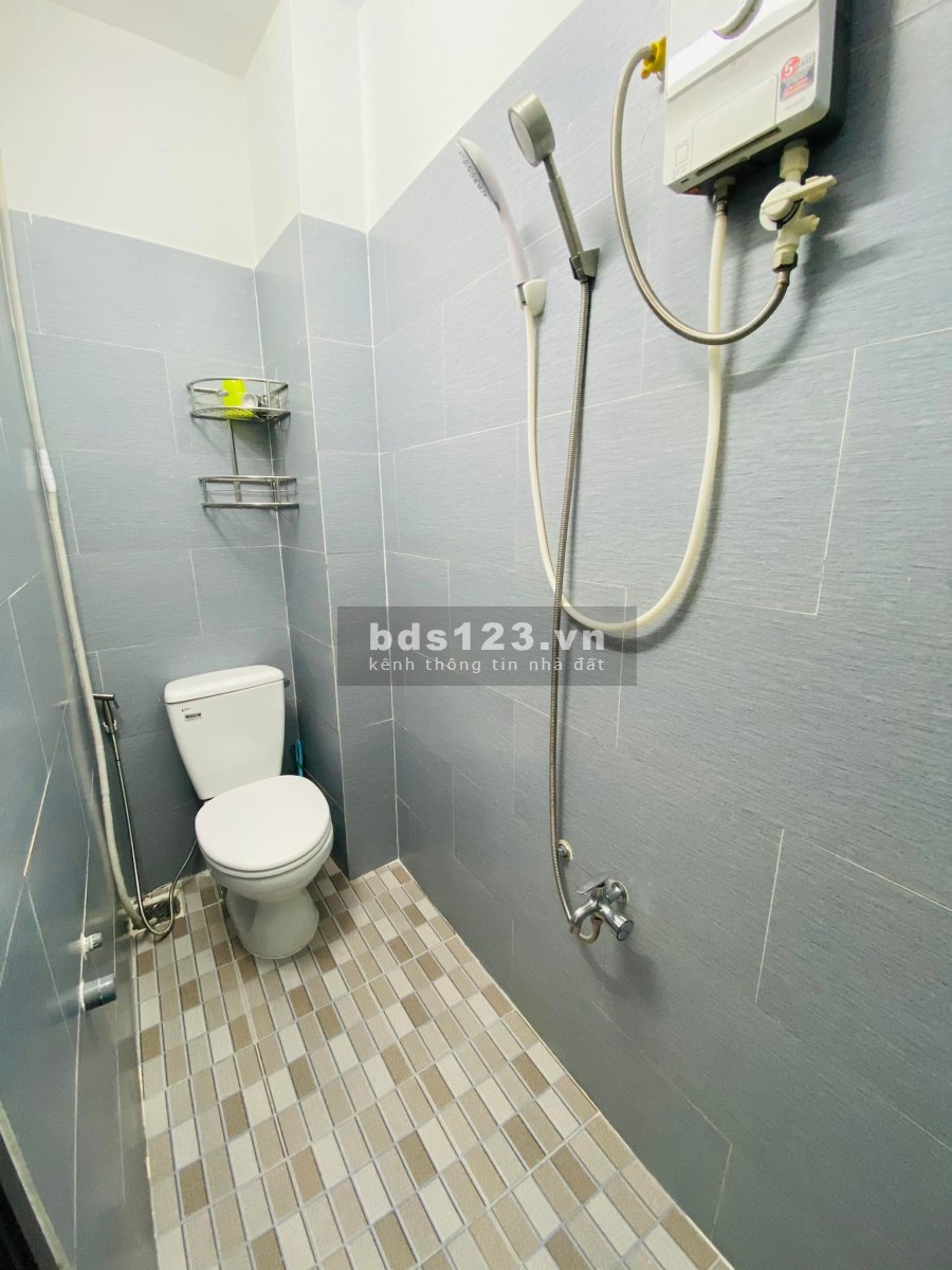 Bán nhà cực phẩm đường Phan Đăng Lưu phường 5 Phú Nhuận dt 37m2 3 tầng giá chỉ 5.2 tỷ