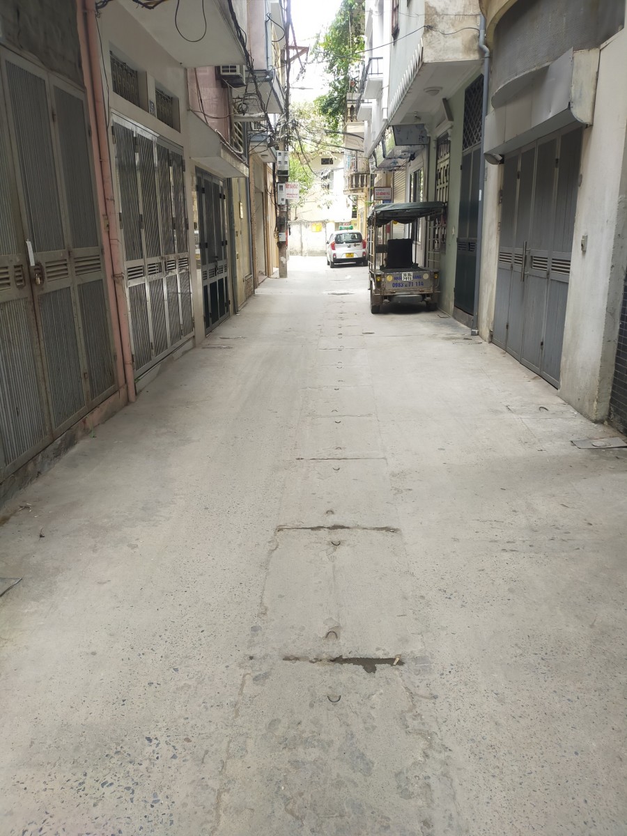 Giá cực mềm 4.3 tỷ phố Phan Đình Giót ô tô đỗ cửa diện tích 48m2, 5 tầng sổ đỏ chính chủ