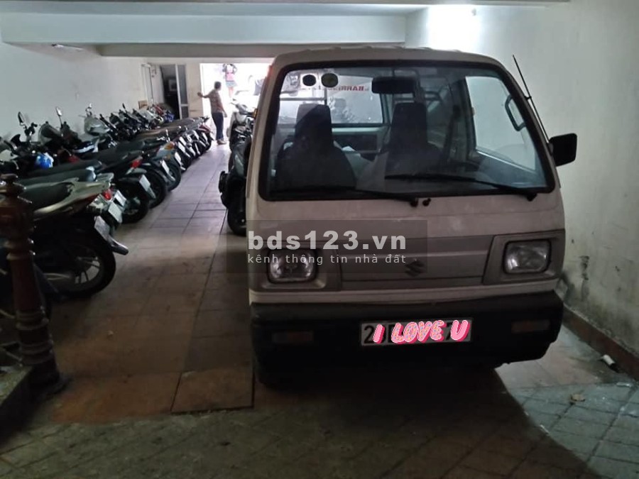 Bán Toà nhà văn phòng 9 tầng thang máy quận Đống Đa, thông sàn 2 mặt phố