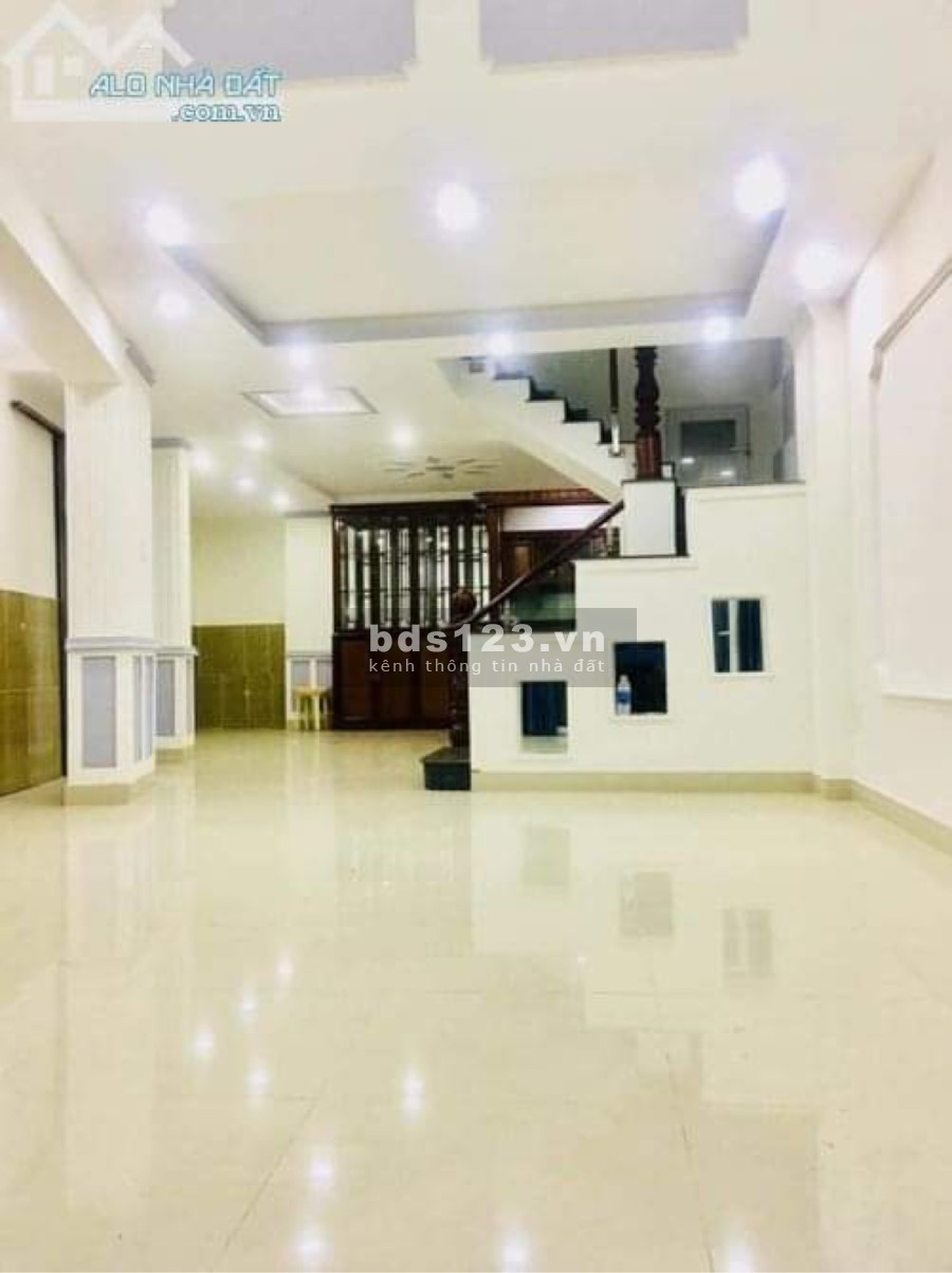 Bán nhà chính chủ nguyên căn hẻm xe hơi Lạc Long Quân, Tân Bình dt 65m2 giá 4.3tỷ thương lượng