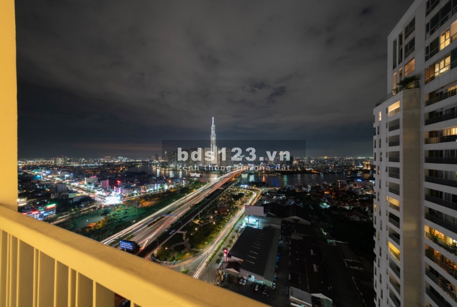 Giá thật bán căn hộ Thảo Điền Pearl, 2PN, 120m2, giá 6.5 tỷ, view landmark 81