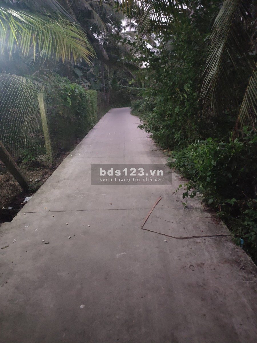 Cần bán đất nhà vườn gấp do cần tiền giá bán chỉ 800 triệu, còn thương lượng, giá tốt