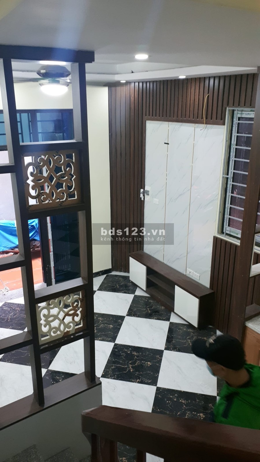 Bán nhà nguyên căn đúc 4 tầng lô góc ô tô đổ cổng 20m ra Quốc Lộ 21, nhà mới ở luôn