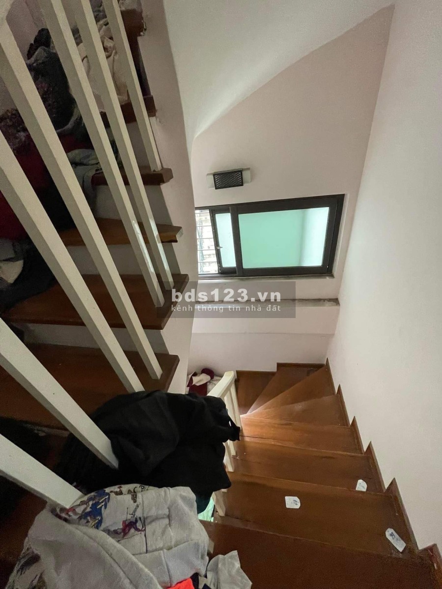 NHÀ ĐẸP KINH DOANH - GIÁ RẺ - CĂN GÓC 3 THOÁNG - DT 41M