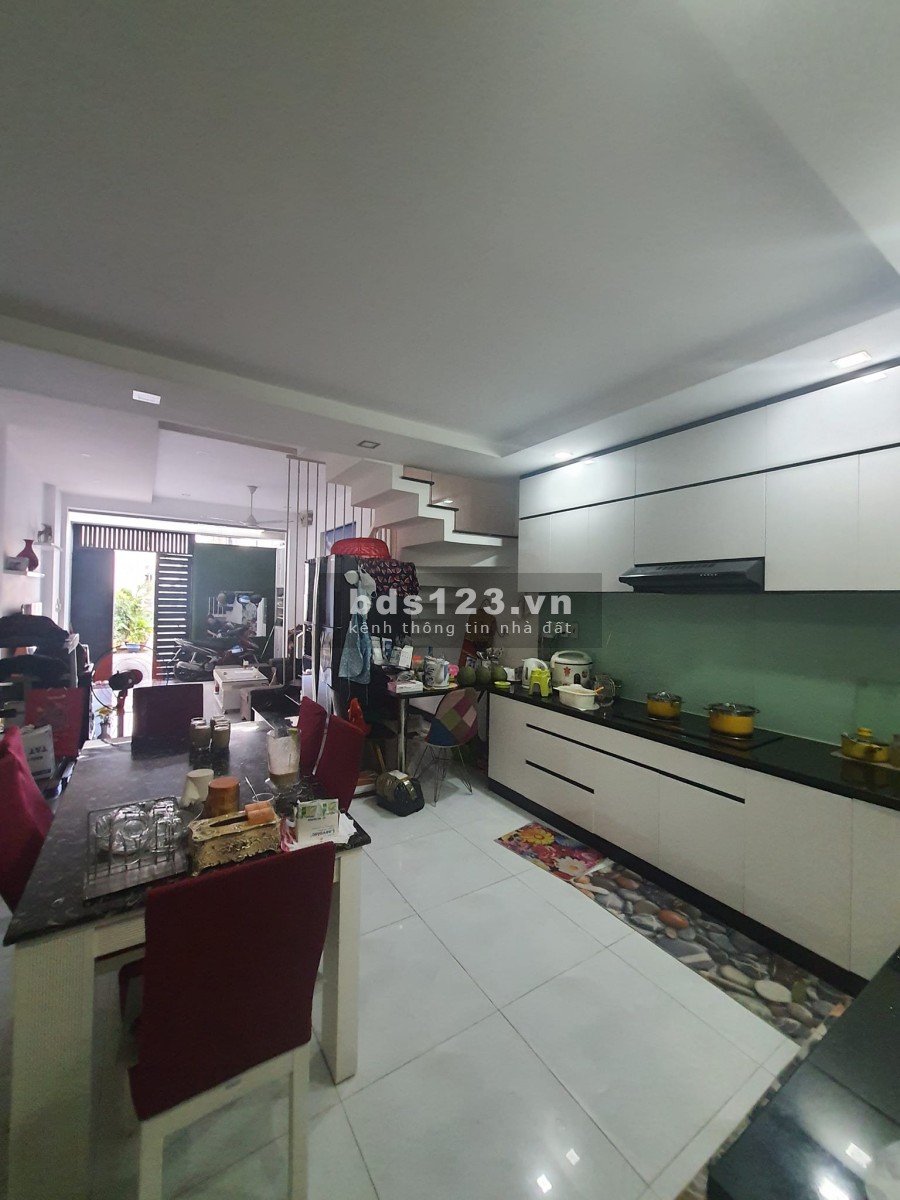 (Gò Vấp)Cần tiền, bán gấp nhà mới đẹp, Nguyễn Văn Lượng, P.17, dt 60m2, 4 tầng, giá 6.5 tỷ