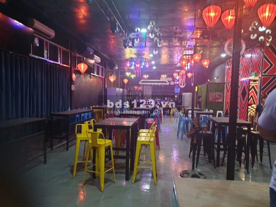 Ngộp ngân hàng 300m2 đường DA 1-2 giá thỏa thuận mặt tiền đường 35m đối diện KCN