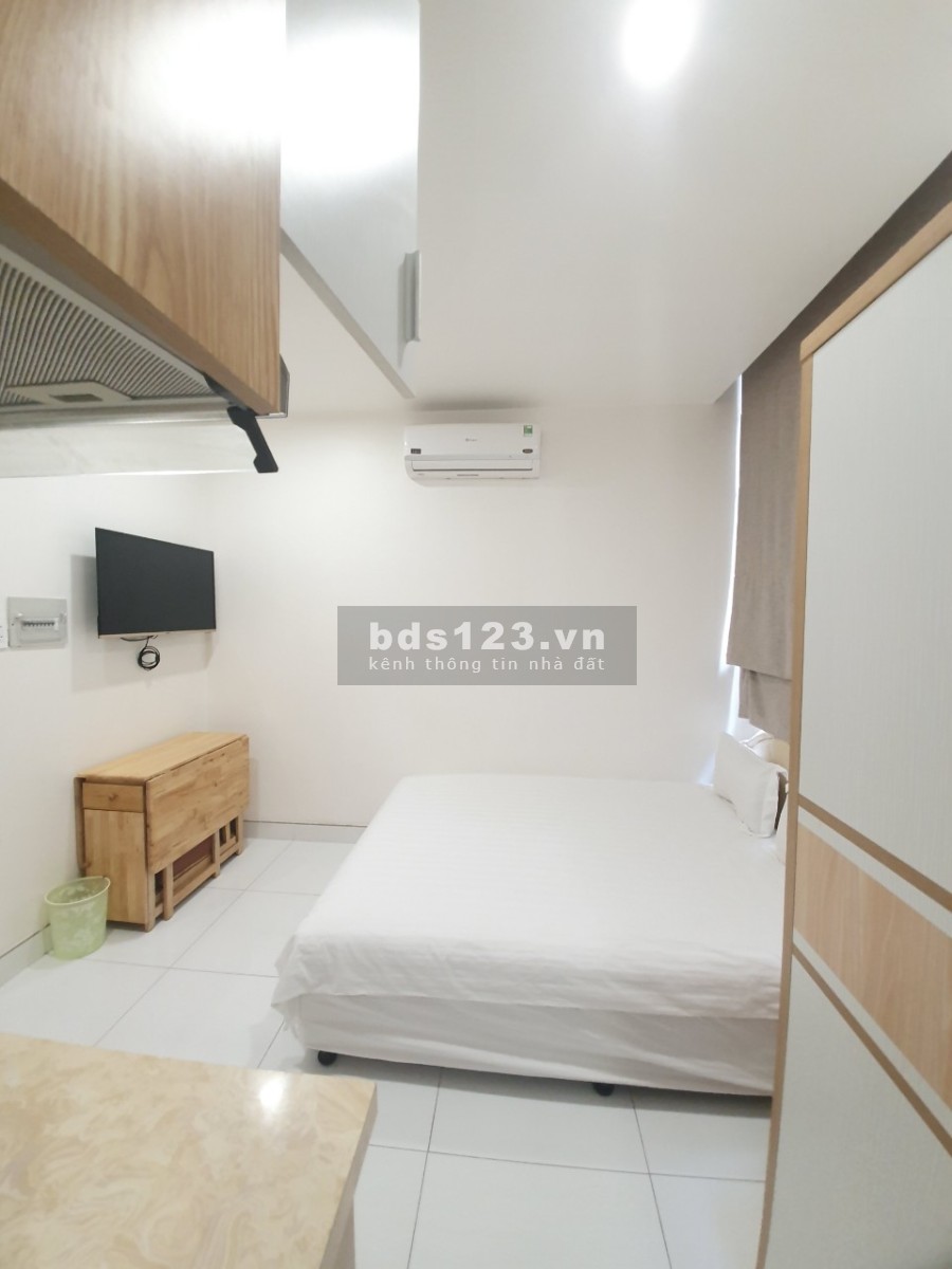 Căn Hộ Dịch Vụ tại Q10, gần trung tâm thành phố, nội thất đầy đủ, vào là ở.