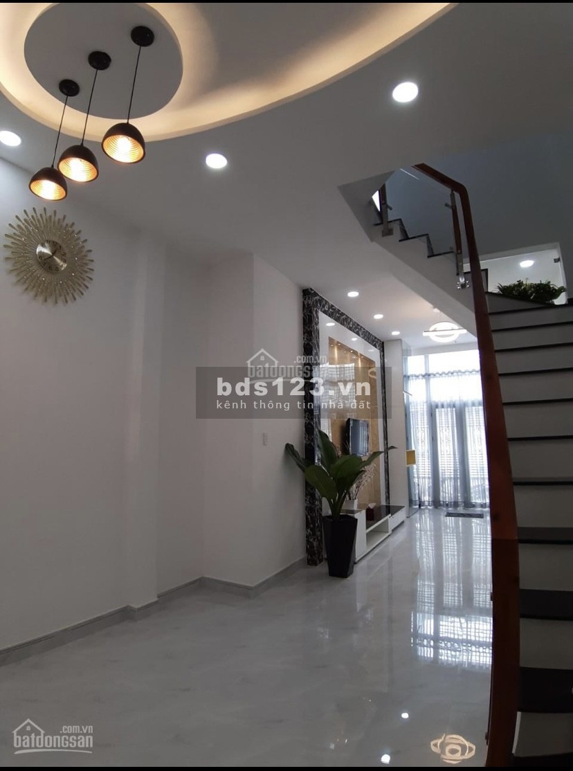 Bán nhà nở hậu 24/1m Nguyễn Nhược Thi phường 15 Quận 8 nội thất đầy đủ, giá tốt