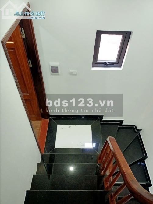 Bán nhà Phố Vọng, Nhà đẹp ở luôn, Ngõ rộng, Sổ vuông, 41m2 x 5 tầng, Giá chỉ 5 tỷ