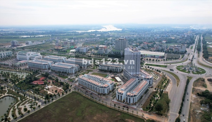 Bán giá Ngoại Giao căn DM18 - Eurowindow Thanh Hoá, pháp lý rõ ràng có sổ đỏ, tiện ích đủ