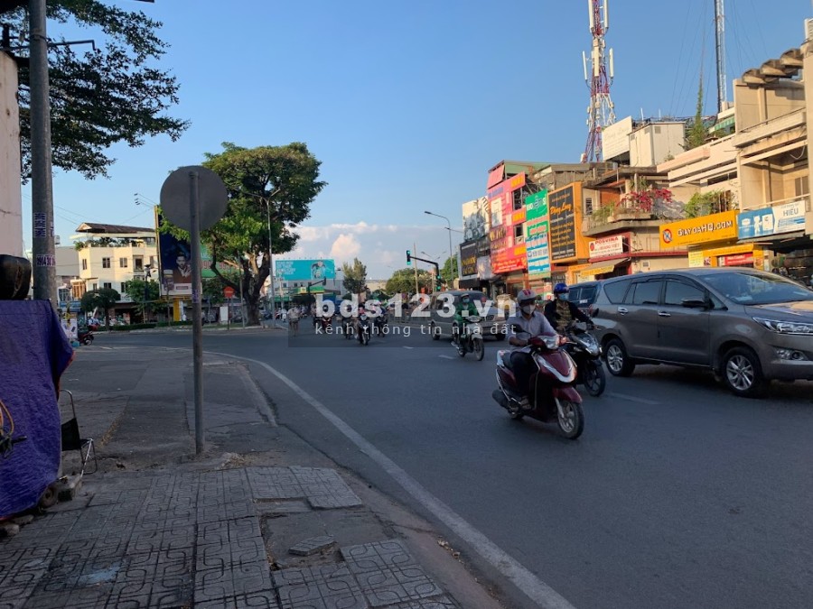 (Gò Vấp)Cần tiền, bán gấp nhà mới đẹp, Nguyễn Văn Lượng, P.17, dt 60m2, 4 tầng, giá 6.5 tỷ