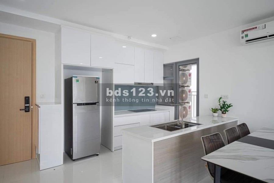 Siêu rẻ thuê ngay căn hộ 3 pn tại chung cư Palm Heights giá chỉ 15 triệu/tháng, liên hệ 0937221051