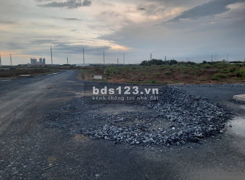 Chuyên mua bán đất nền Đại Học Quốc Gia 245, đường Ghò Cát, phường Phú Hữu, Quận 9