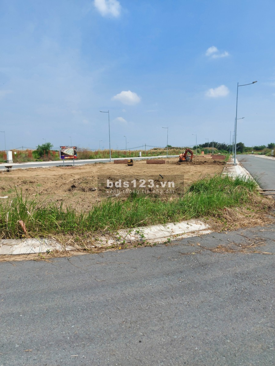 Dự án đát nền Long An bốn mặt giáp sông giá bán 1.3 tỷ, ngân hàng hỗ trợ vay giá tốt