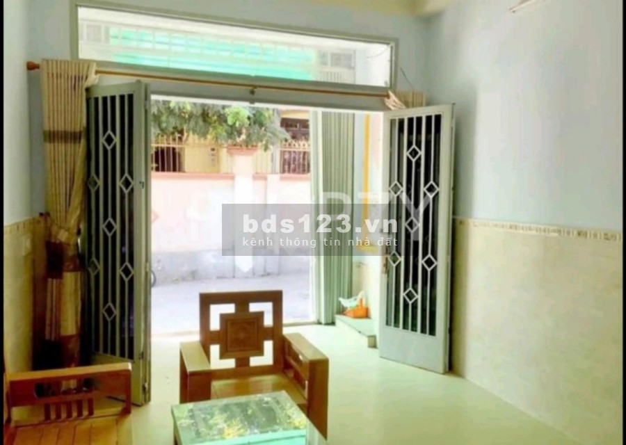 Cho thuê nhà nguyên căn 2 tấm 2 pn, 2 wc hẻm xe tải Huỳnh Tấn Phát, Quận 7, giá tốt