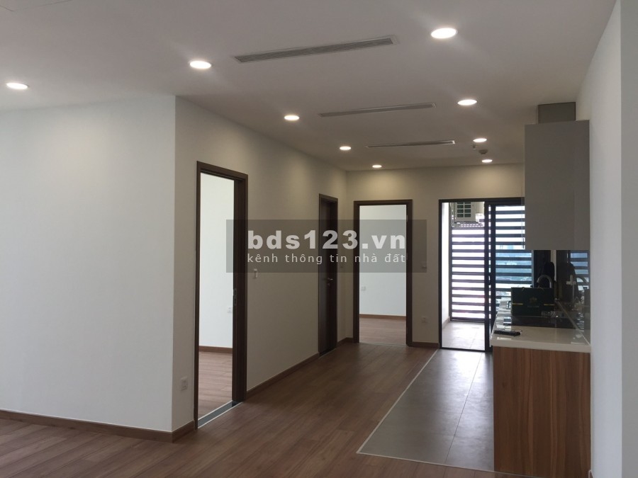 Chun cư Eco Green Sài Gòn, diện tích 95m2, còn mới tầng cao, view đẹp, giá 16 triệu/tháng