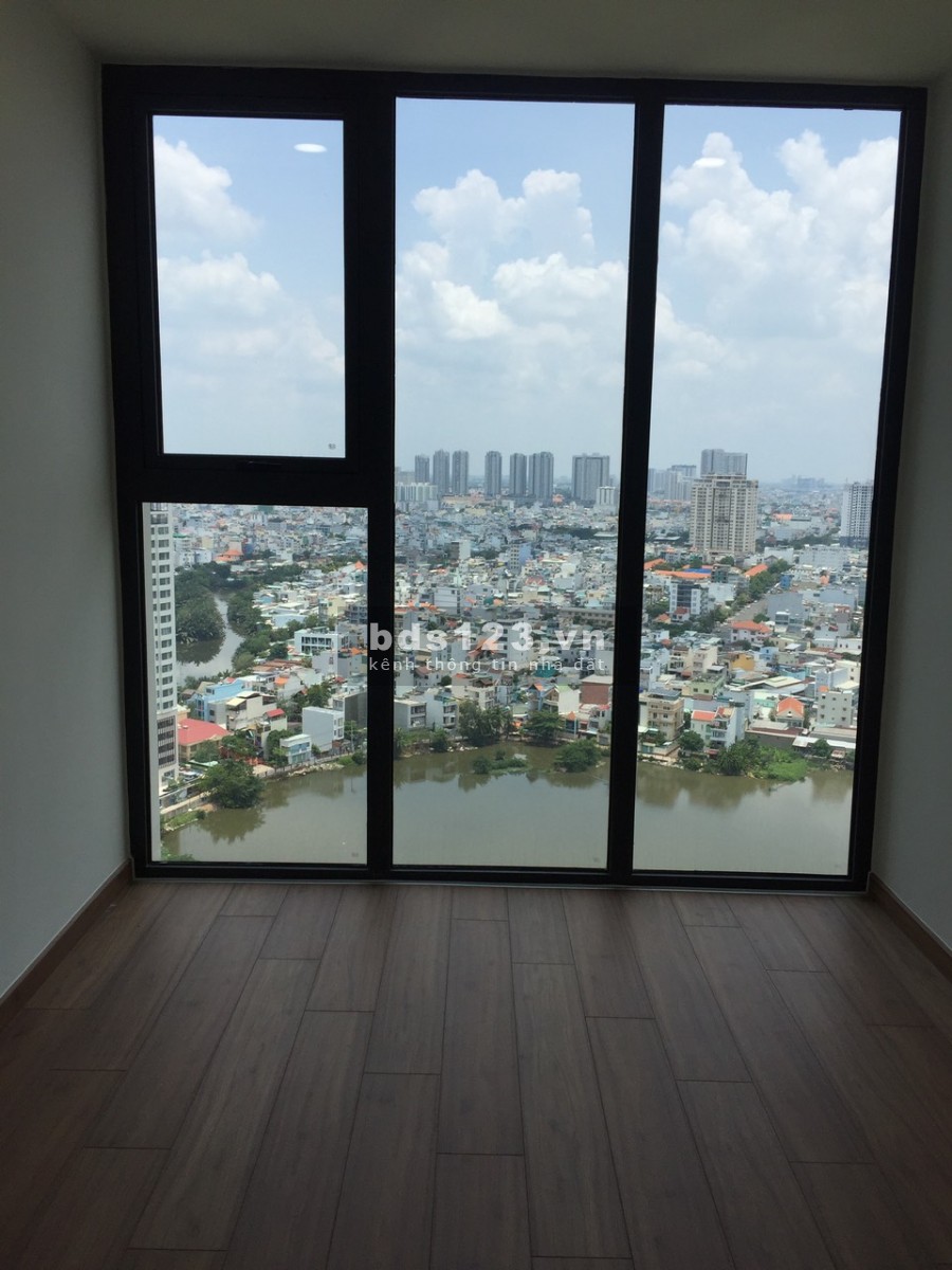 Chun cư Eco Green Sài Gòn, diện tích 95m2, còn mới tầng cao, view đẹp, giá 16 triệu/tháng